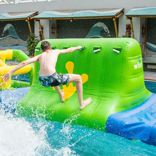 30014_Cliff_2018_pool_005_web_02